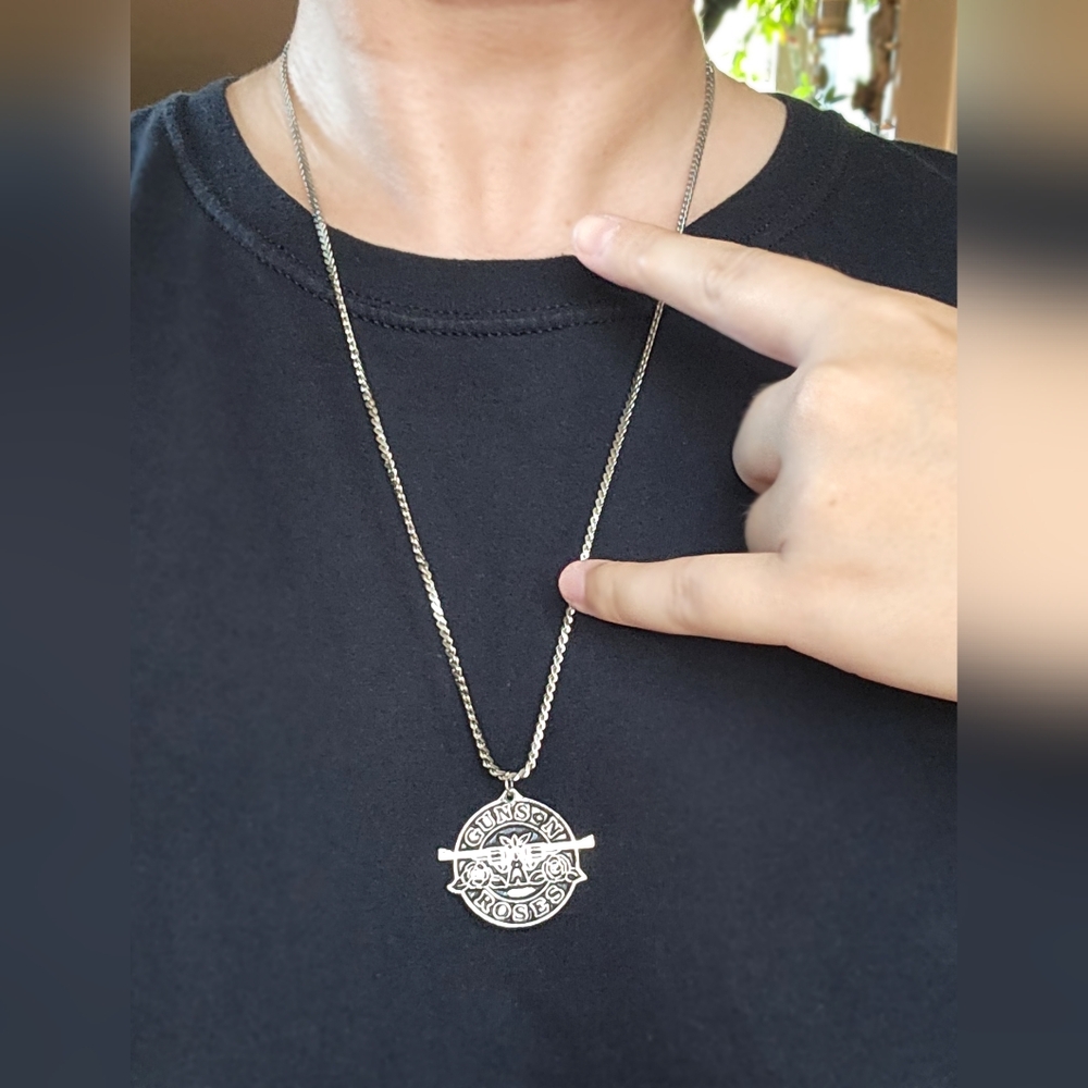 VTG Guns N Roses Pendant Necklace - Picture 4 of 6